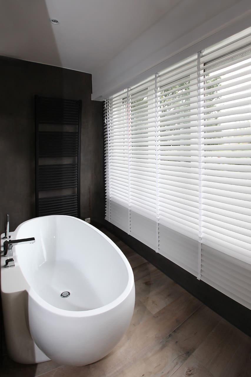 Slaapkamer met badkamer en dressing