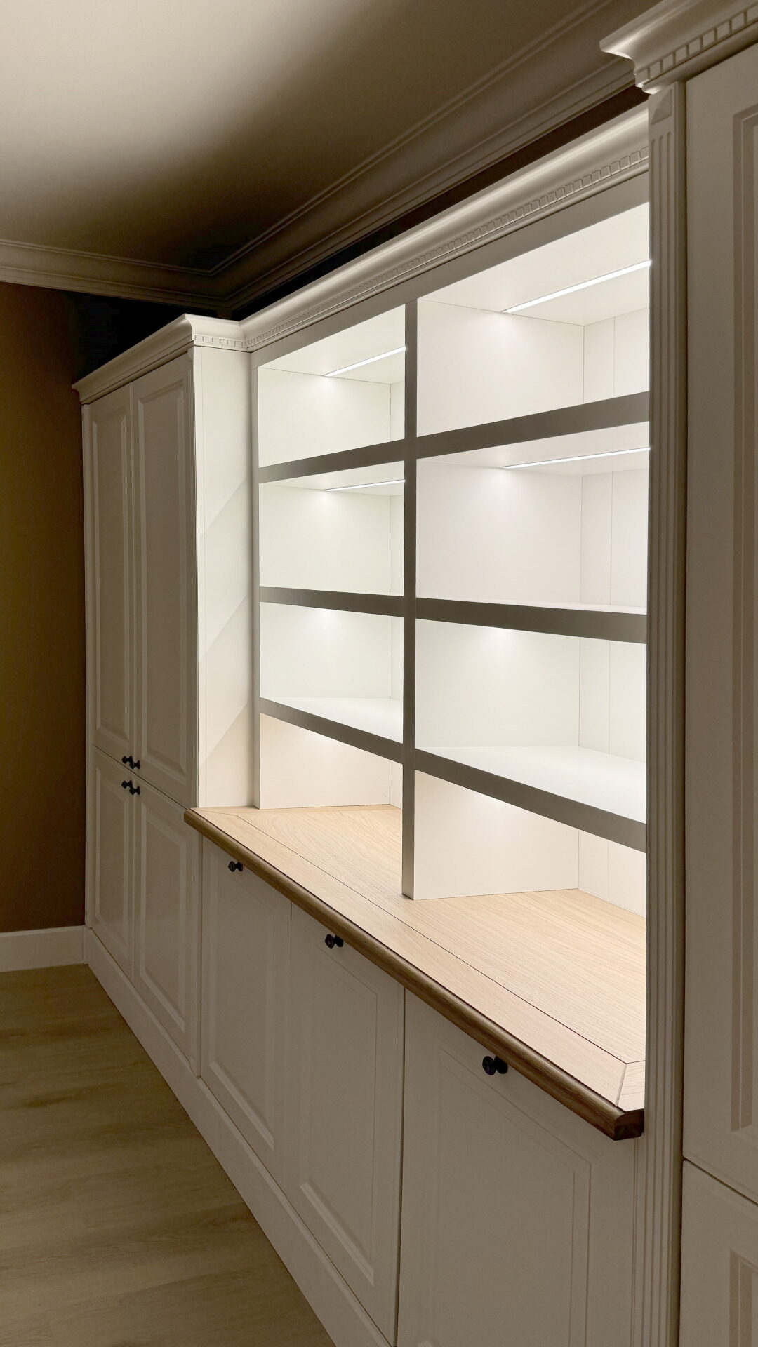 Werkblad bureau in eik - project Limburg