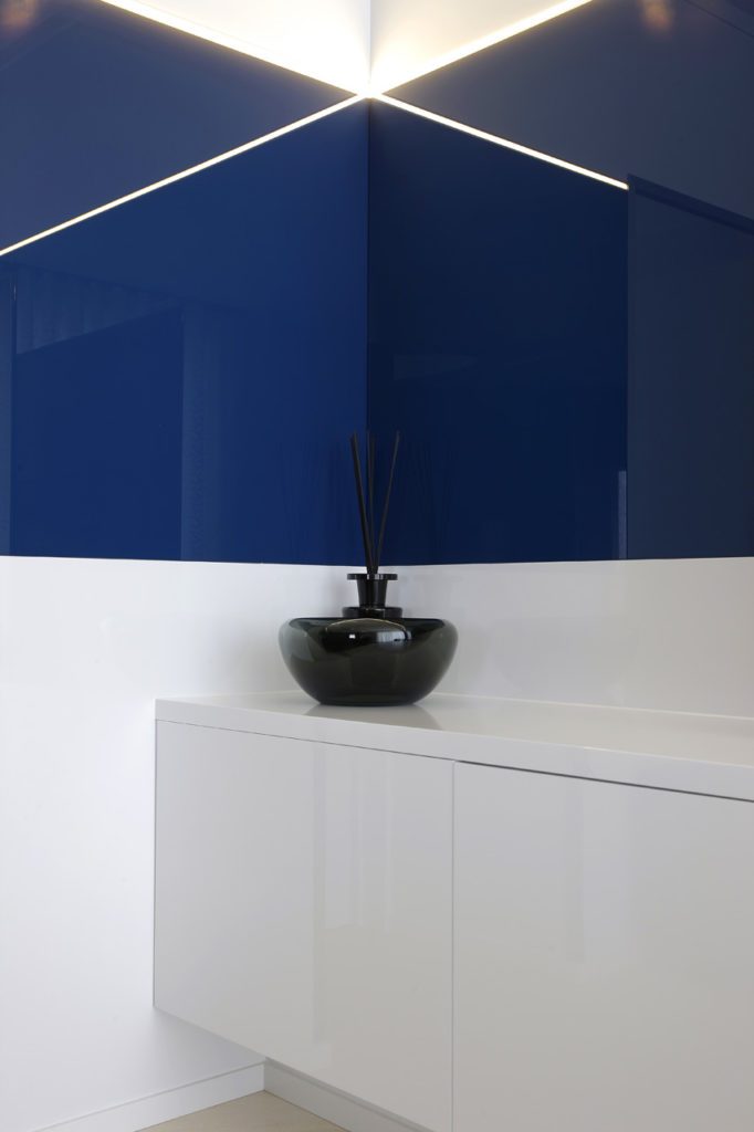 Marcottestyle-modern-tv-salon-wilrijk-18-682x1024