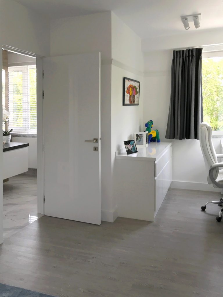 Marcottestyle-moderne-slaapkamer-jongen-wilrijk-7-768x1024