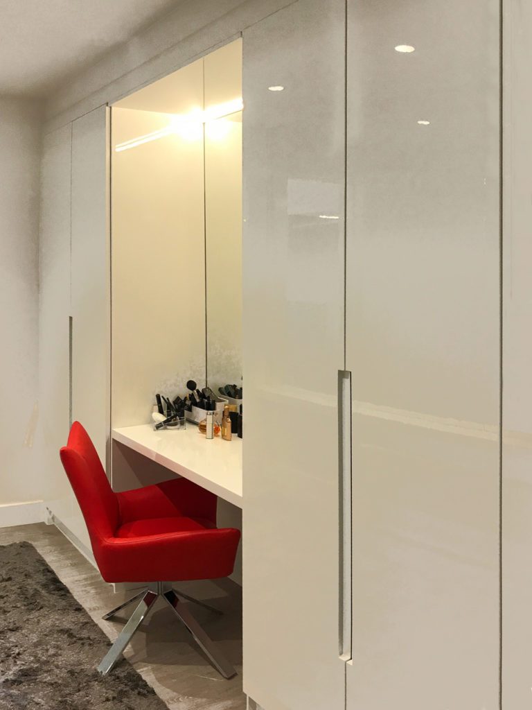 Marcottestyle-moderne-slaapkamer-ouders-wilrijk-7-768x1024