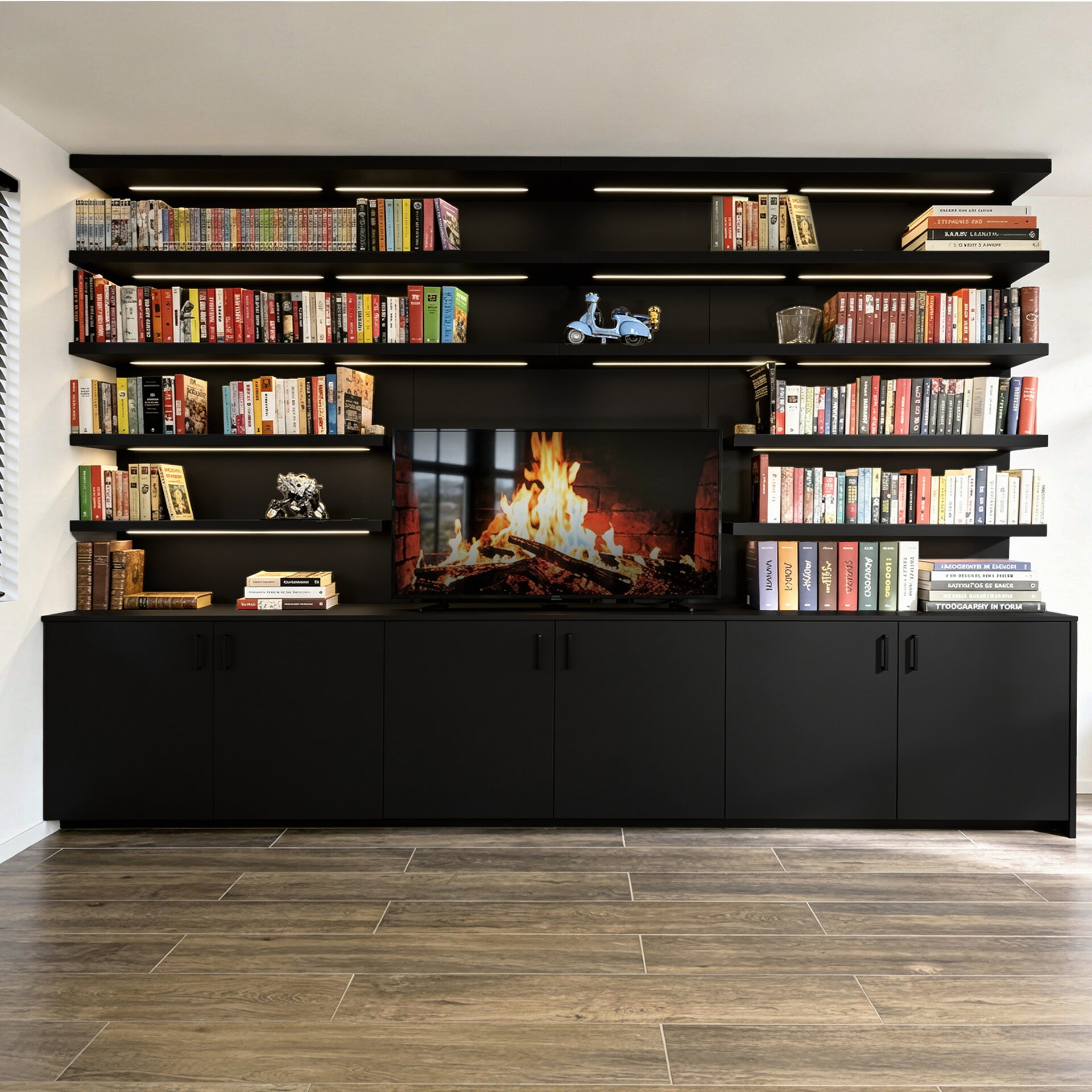 Zwarte boekenwand met zwevende planken vol boeken rond een open haard met vuur