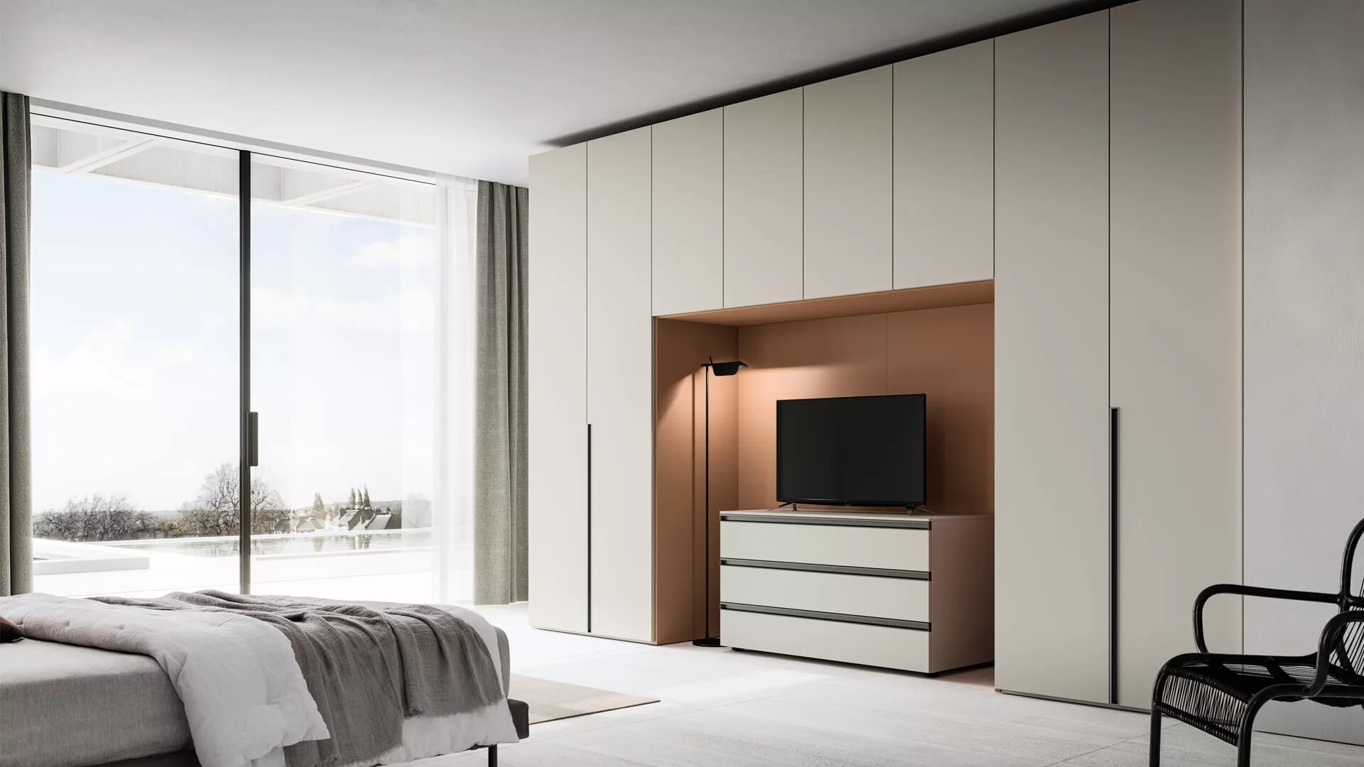 Schlafzimmer mit einer Schrankwand mit eingebautem Fernseher und Schubladenschrank